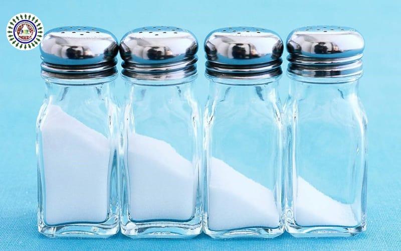 SIMPLE TIPS TO REDUCE YOUR DAILY SALT INTAKE